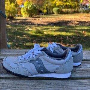 Saucony Bullet Women’s Sneakers – Light Gray Suede & Nylon (Discontinued, Rare!)